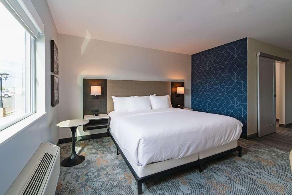 The Ellsworth Hotel, Ascend Hotel Collection Williams Room photo