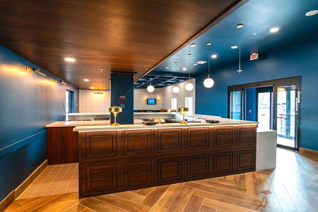 The Ellsworth Hotel, Ascend Hotel Collection Williams Restaurant photo